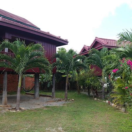 Khmer House Bungalow Hotell Kep Eksteriør bilde