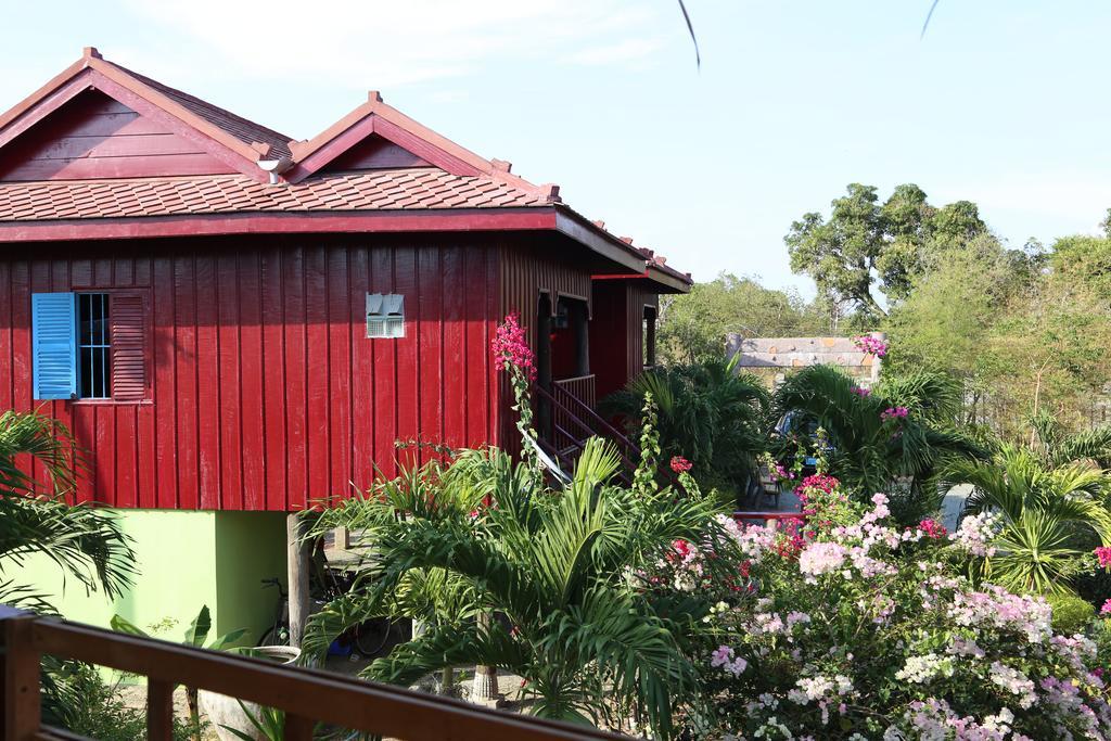 Khmer House Bungalow Hotell Kep Eksteriør bilde