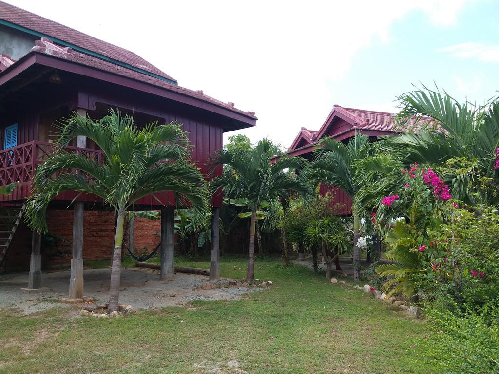 Khmer House Bungalow Hotell Kep Eksteriør bilde