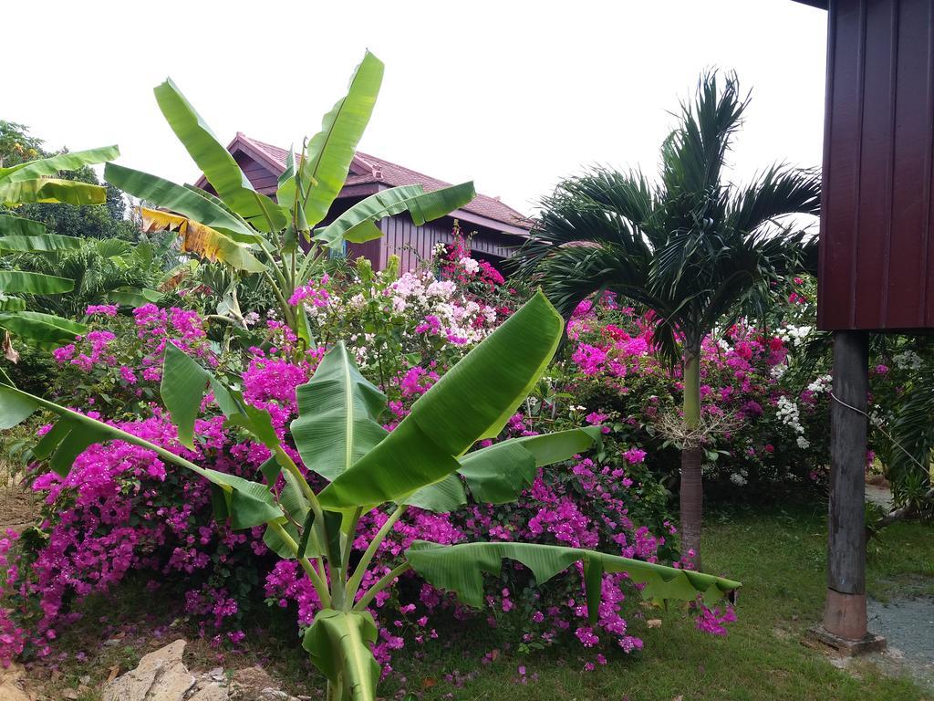 Khmer House Bungalow Hotell Kep Eksteriør bilde